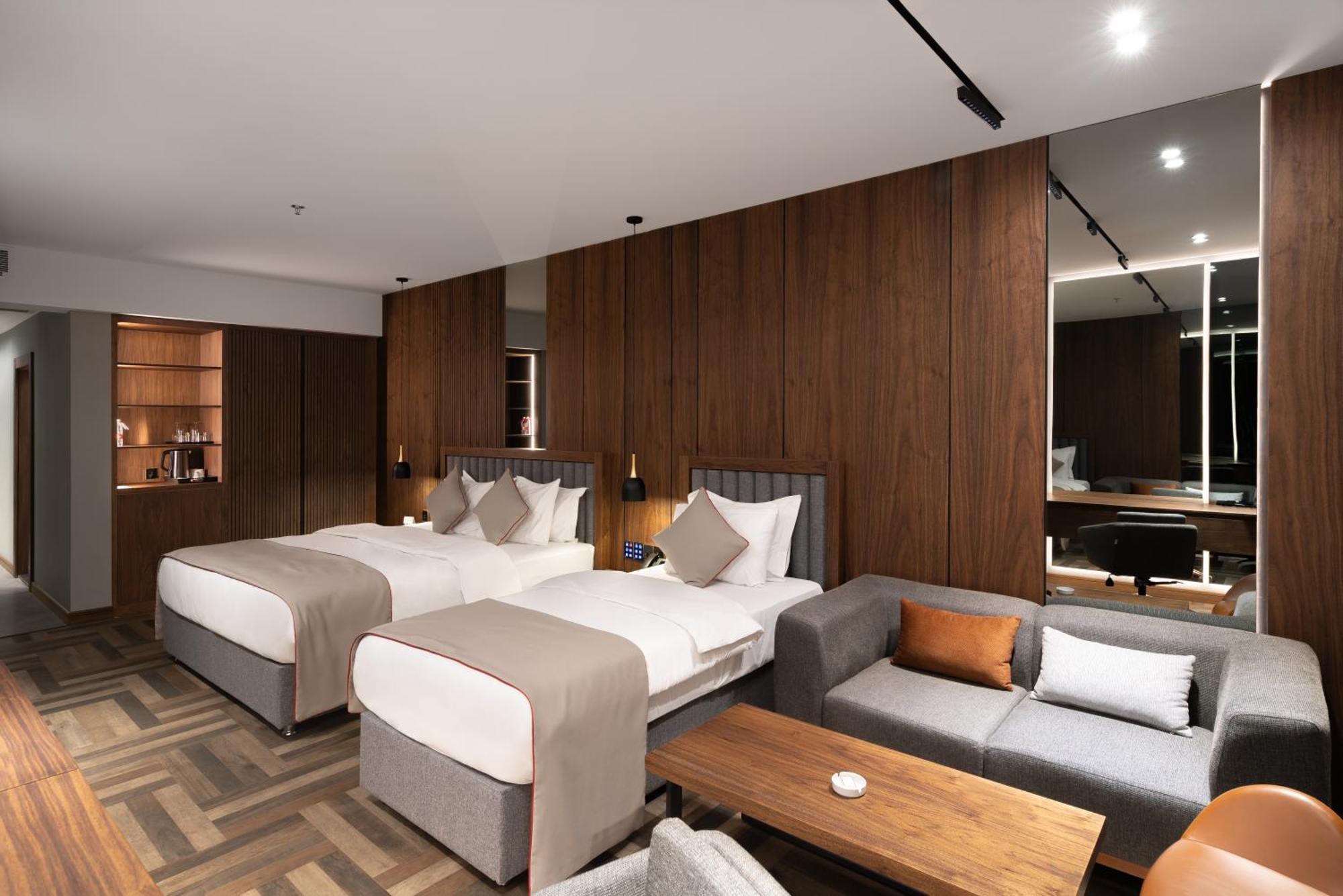 Hotel Ramada By Wyndham - Sulaymaniyah Salim Street Esterno foto
