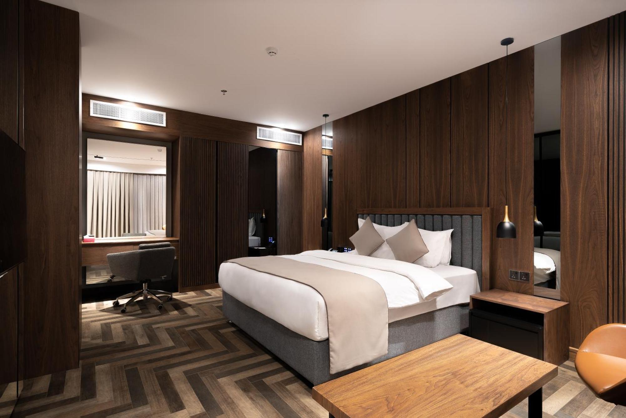 Hotel Ramada By Wyndham - Sulaymaniyah Salim Street Esterno foto