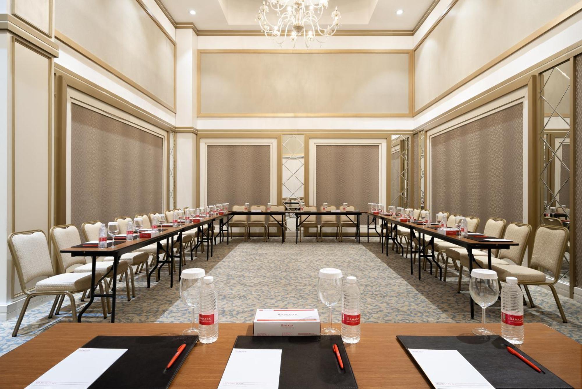 Hotel Ramada By Wyndham - Sulaymaniyah Salim Street Esterno foto